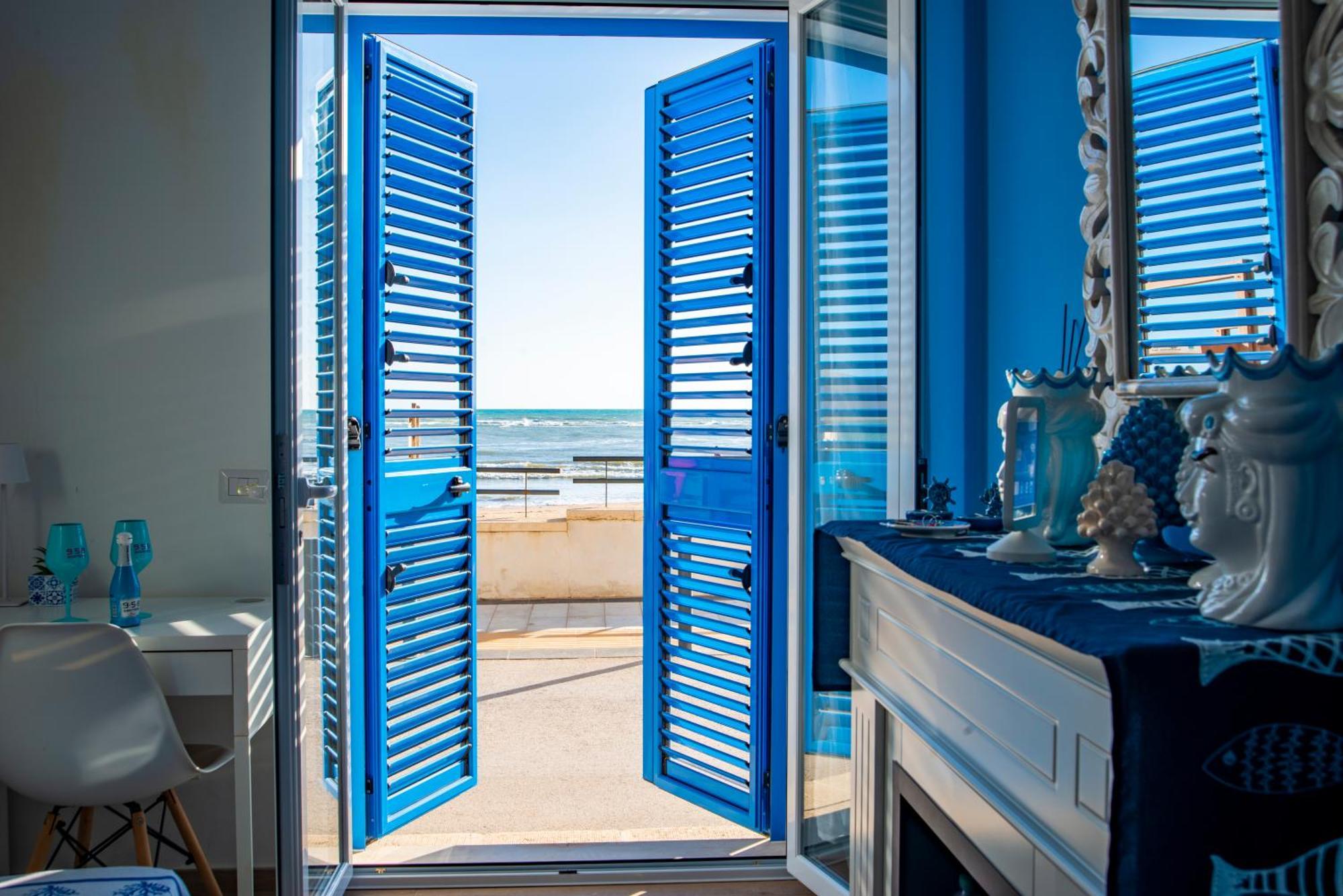 Blue Velvet Hotel Punta Secca Kültér fotó